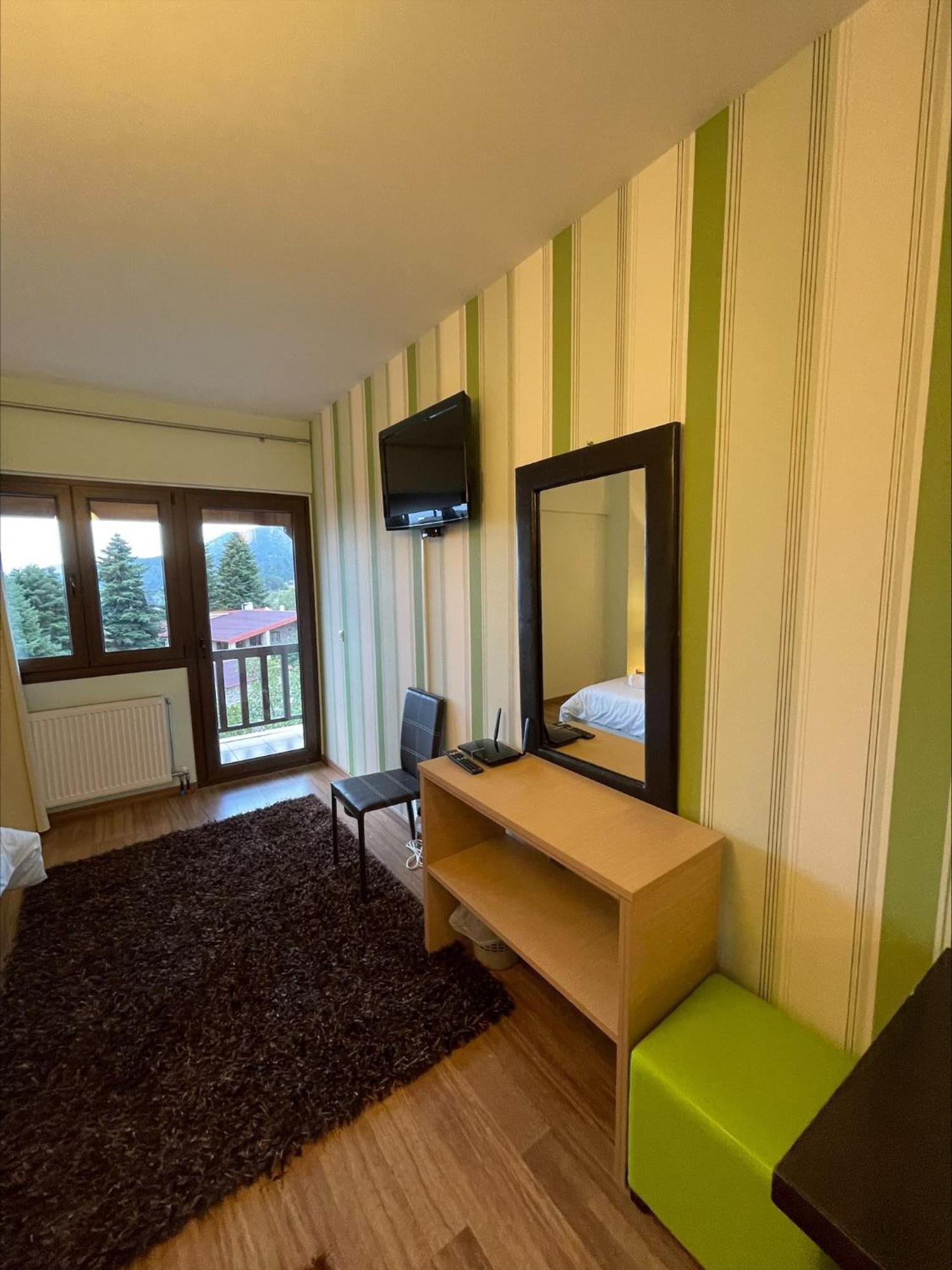 7Hills By Life Houses Eptálofos Cameră foto